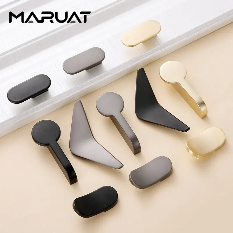 Zinc Alloy Modern Gold Black C - Drawer Pull Gold recension och pris